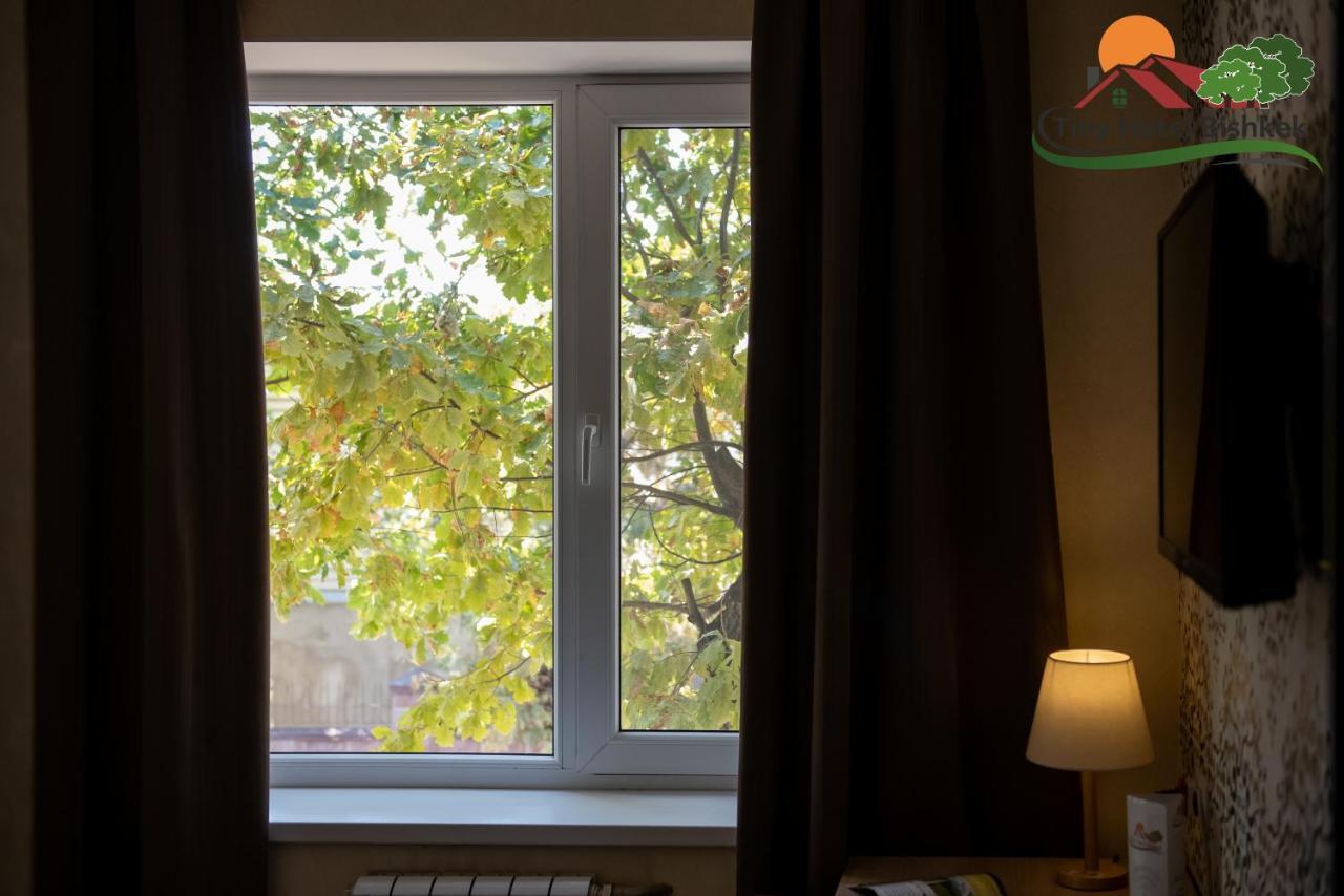 Гостевой дом Tiny Hotel Бишкек Экстерьер фото